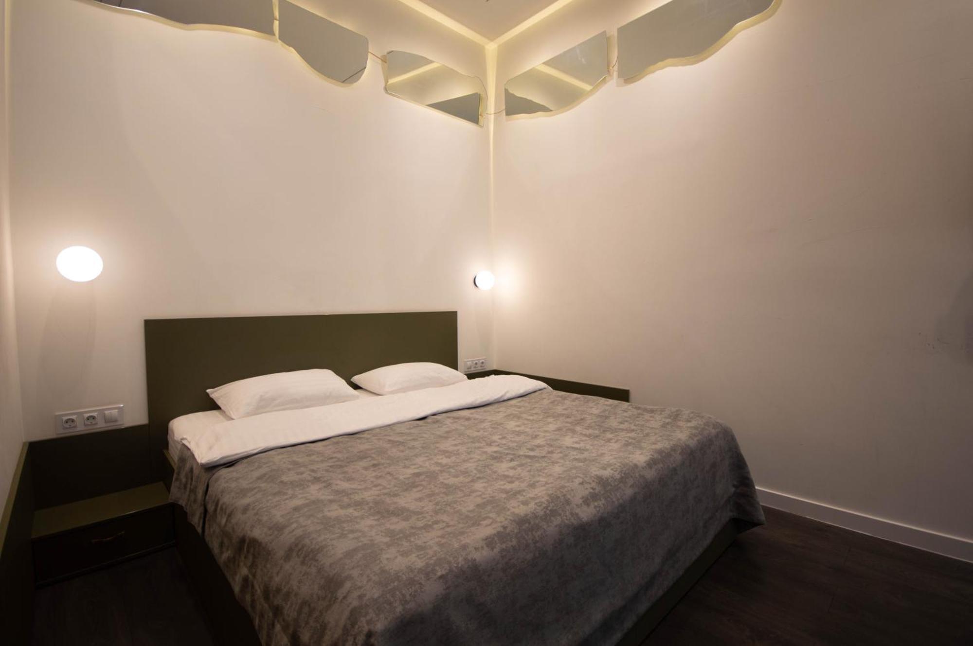 Kyiv Mars Apartments ภายนอก รูปภาพ