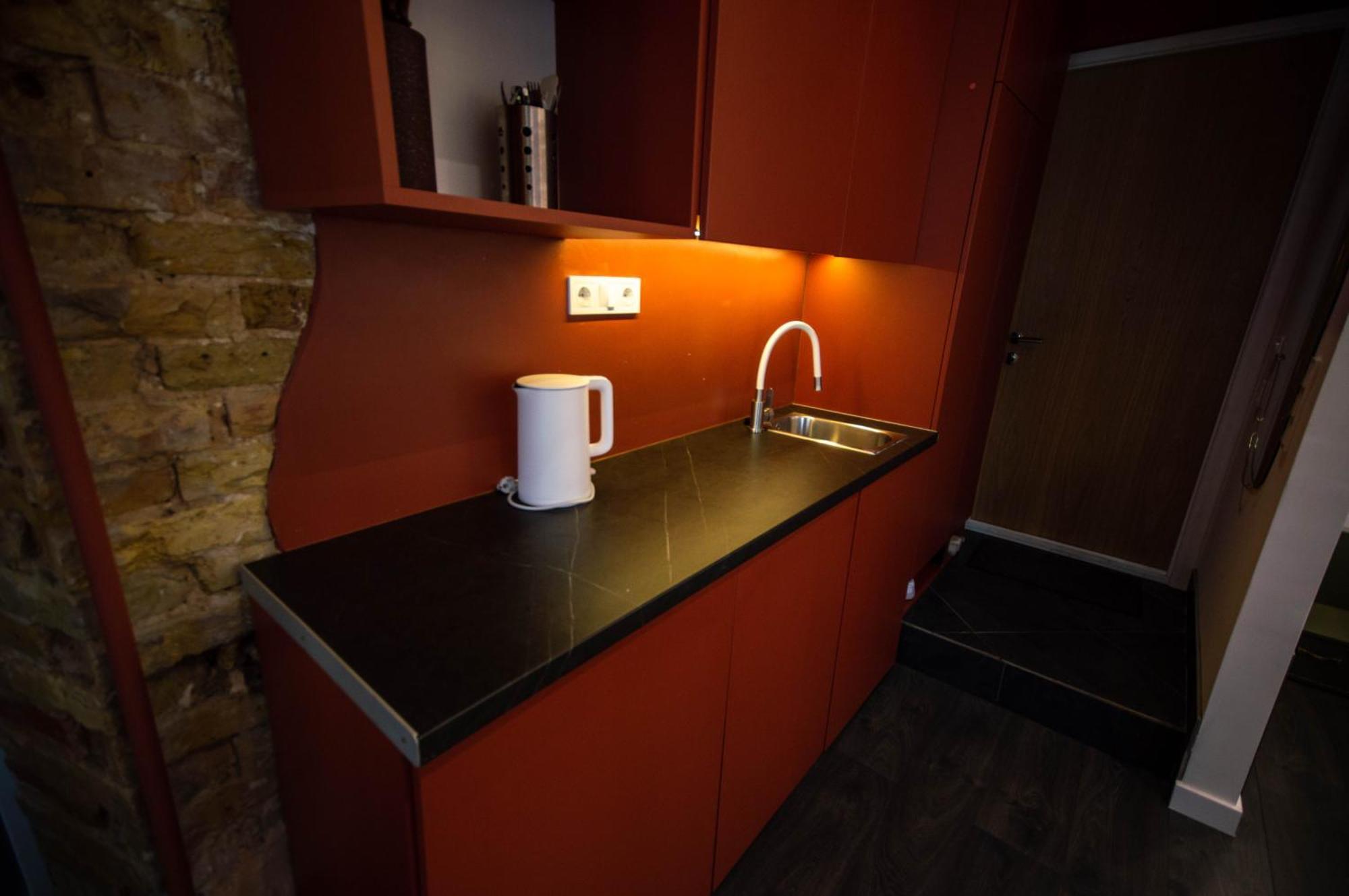Kyiv Mars Apartments ภายนอก รูปภาพ