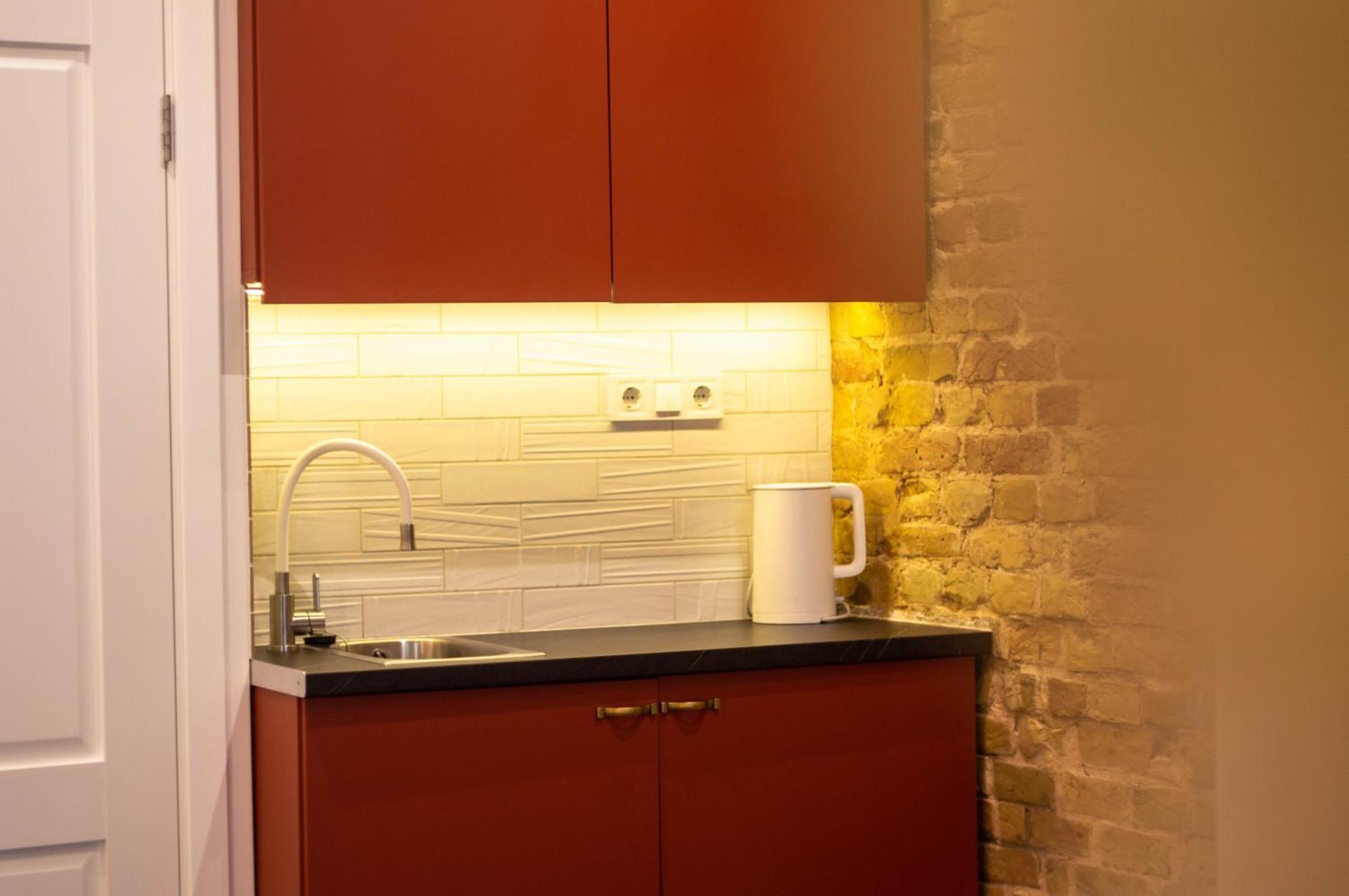 Kyiv Mars Apartments ภายนอก รูปภาพ